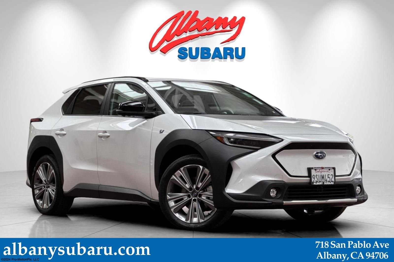 Used 2024 Subaru Solterra Limited image 1