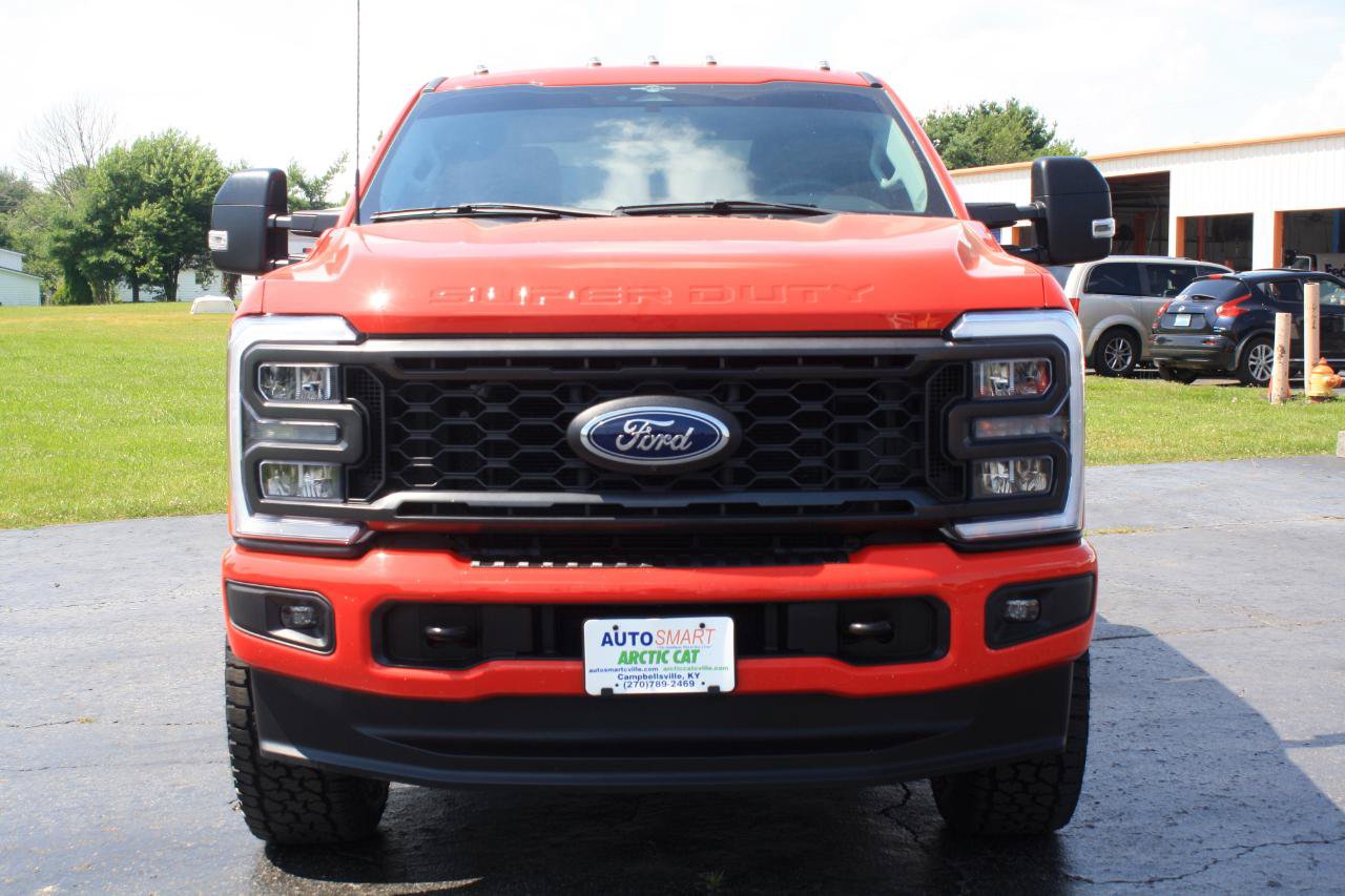 Used 2023 Ford F250 XL w/ STX Appearance Package AWD/4WD image 2