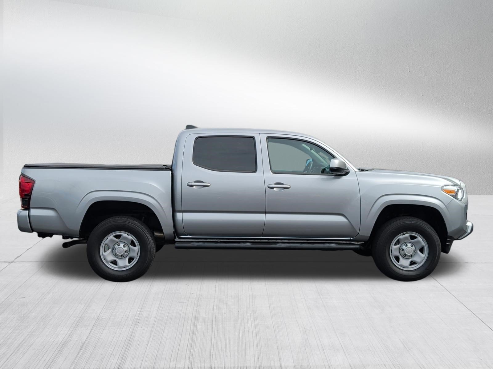 Used 2023 Toyota Tacoma SR AWD/4WD image 9