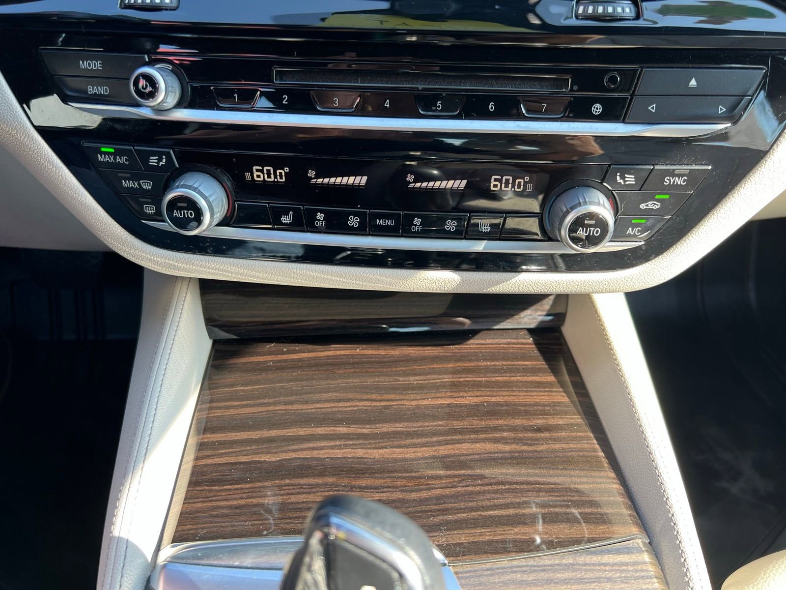 Used 2018 BMW 530e image 42