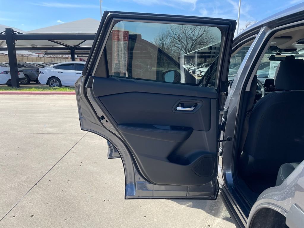 New 2026 Nissan Rogue SV w/ Cold Weather Package FWD image 42