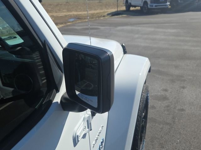 Used 2023 Jeep Wrangler Unlimited Sahara w/ Cold Weather Group image 6