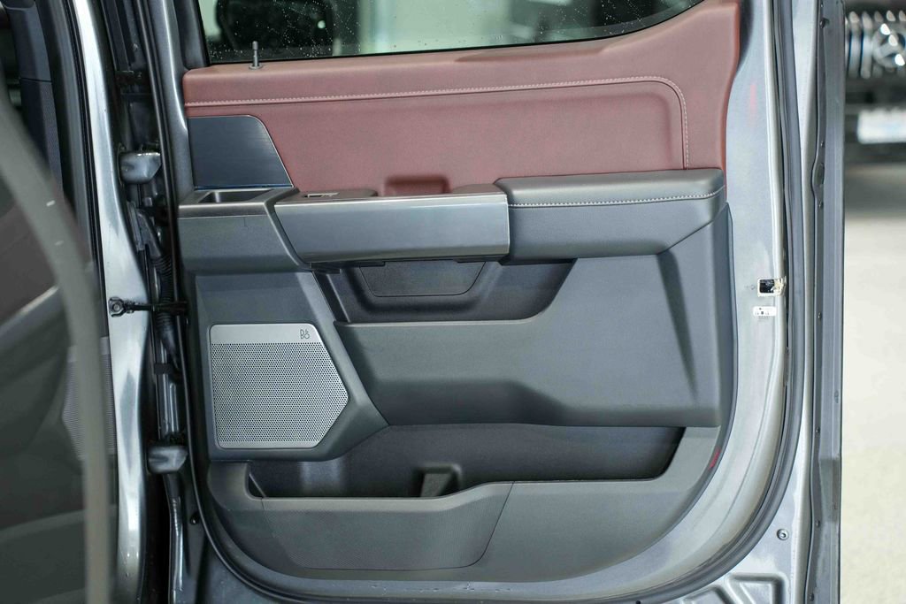Used 2022 Ford F150 Lariat w/ Equipment Group 502A High AWD/4WD image 13
