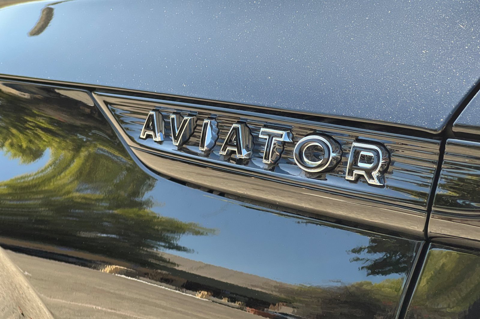 New 2026 Lincoln Aviator Black Label w/ Jet Appearance Package AWD/4WD image 25