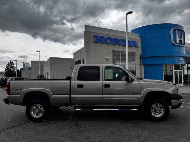 Used 2003 Chevrolet Silverado 2500 LS w/ Skid Plate Package AWD/4WD image 4