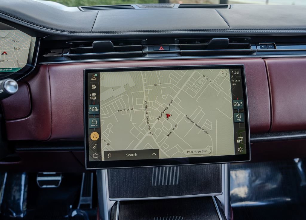 Used 2024 Land Rover Range Rover Autobiography image 11