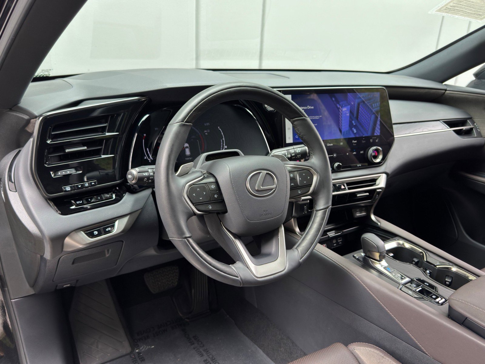 Used 2023 Lexus RX 350 w/ Luxury Package image 14