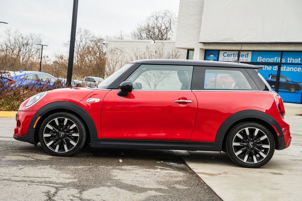 Used 2019 MINI Cooper S image 4