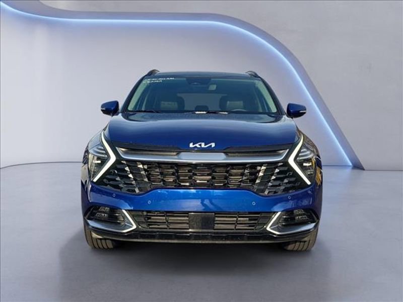 Used 2025 Kia Sportage SX image 8