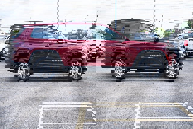 New 2025 Jeep Grand Cherokee L Laredo image 6