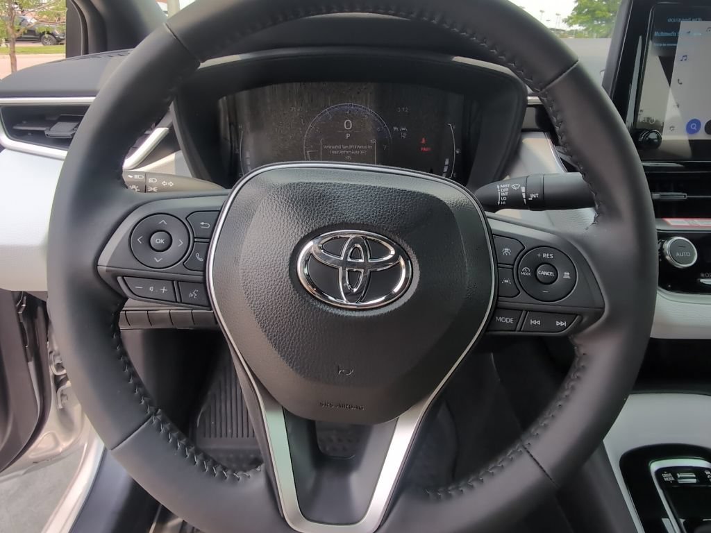 Used 2026 Toyota Corolla SE FWD image 11
