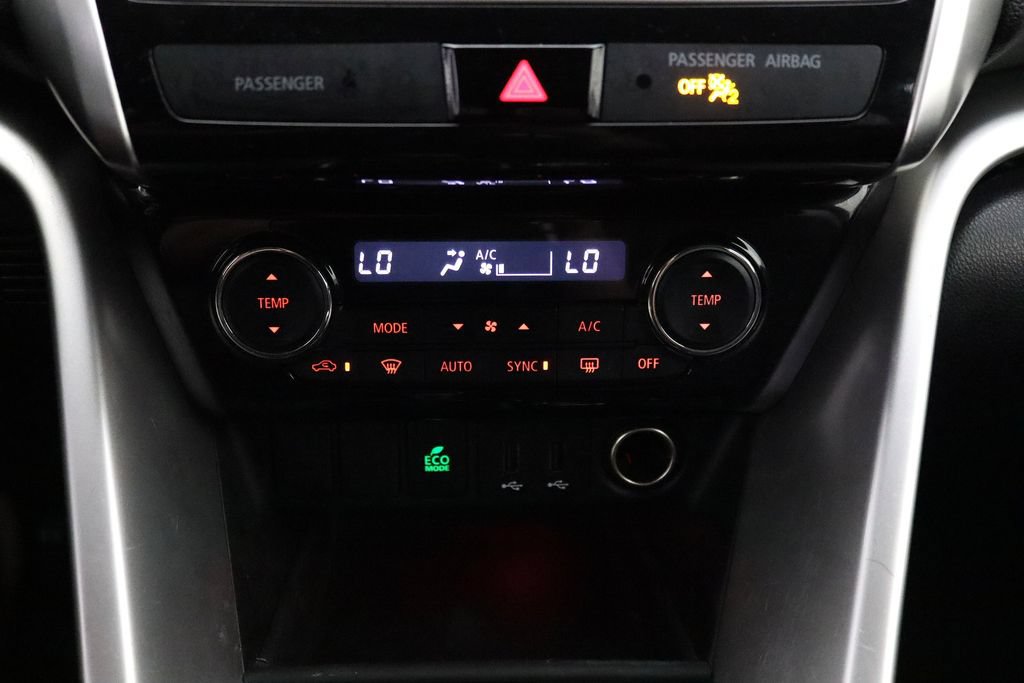 Used 2019 Mitsubishi Eclipse Cross SEL AWD/4WD image 27