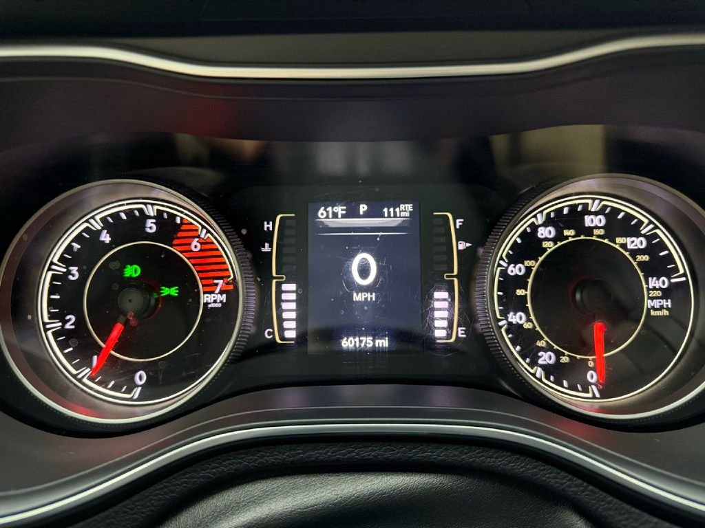 Used 2020 Jeep Cherokee Latitude Plus image 15