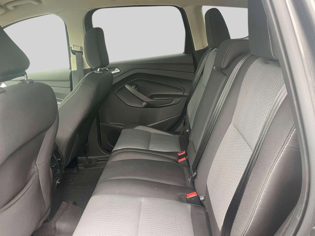 Used 2019 Ford Escape SE image 11