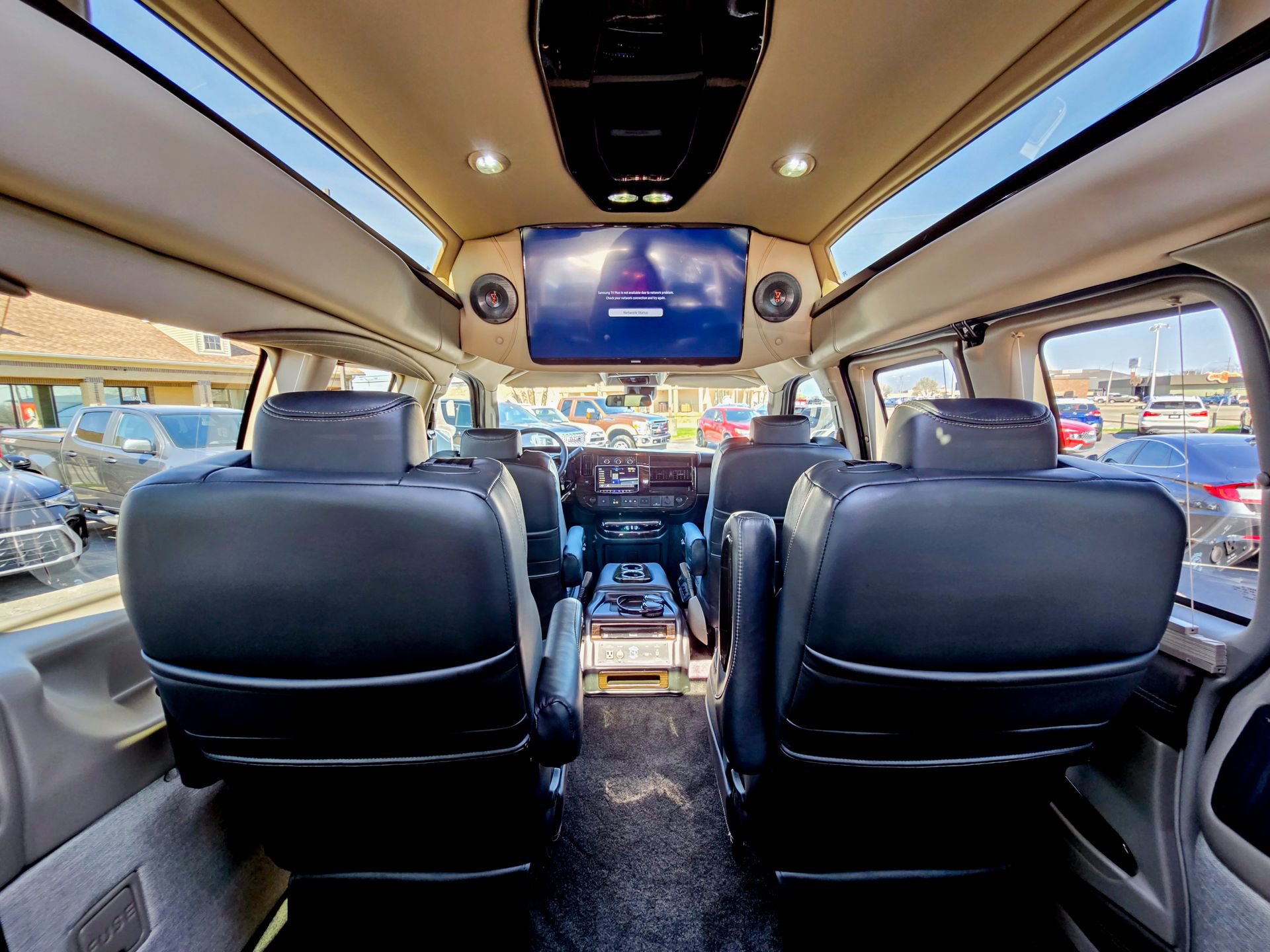 Used 2025 GMC Savana 2500 w/ Driver Convenience Package image 54