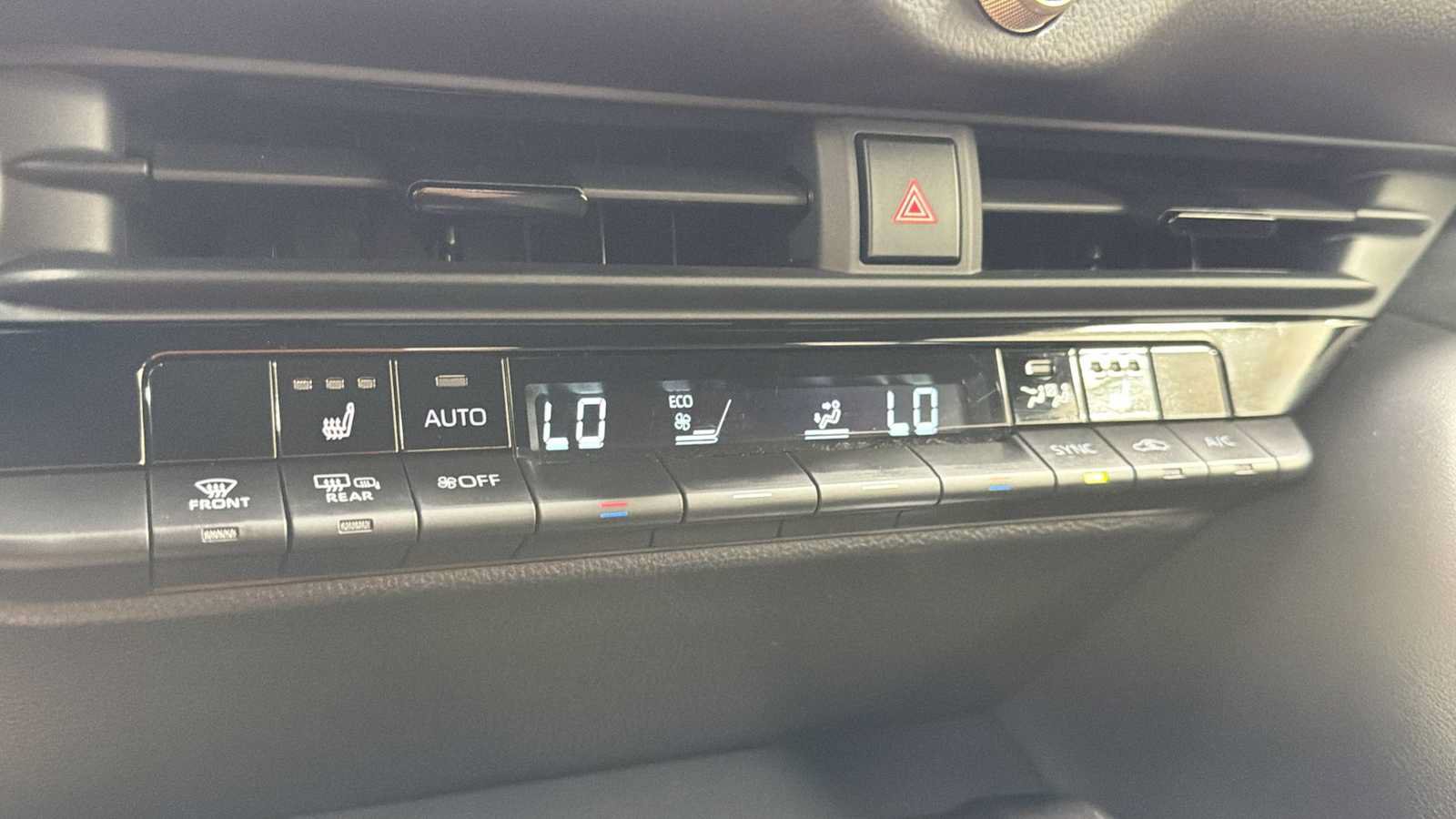 Certified 2024 Toyota Crown AWD/4WD image 21