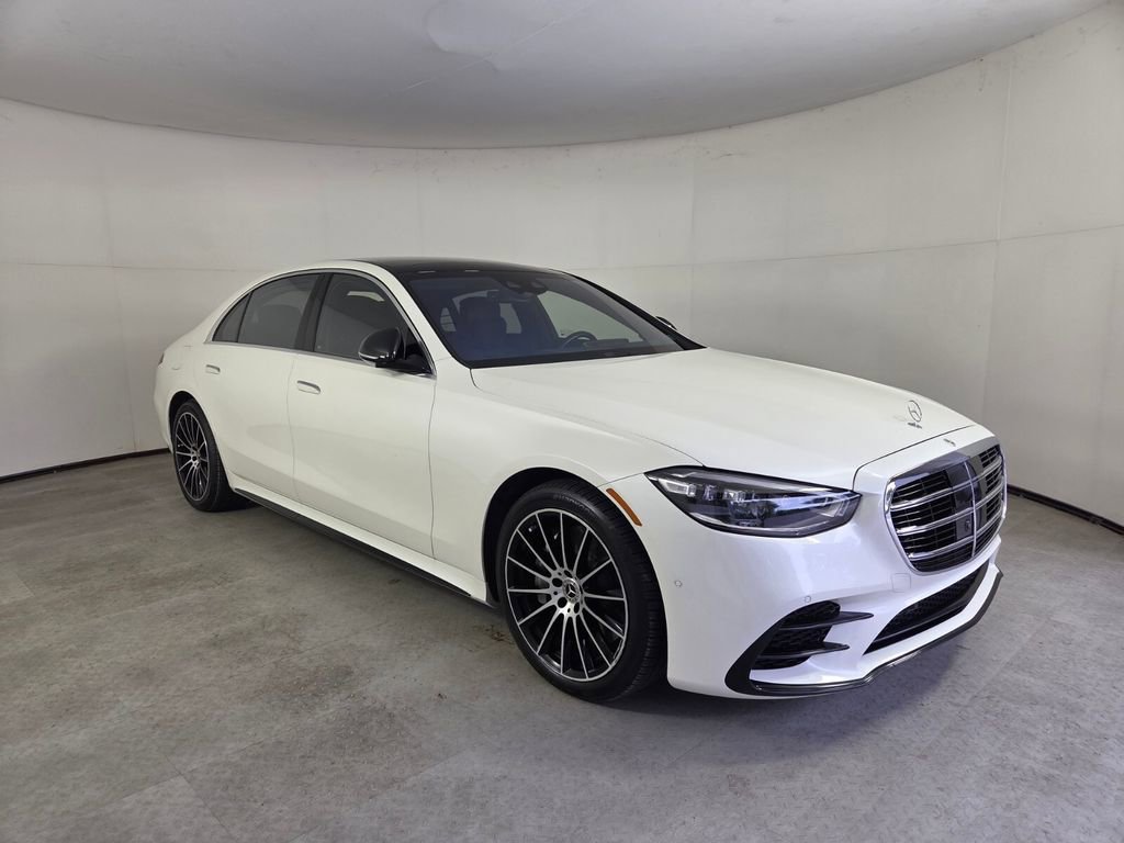 Certified 2022 Mercedes-Benz S 500 4MATIC image 2