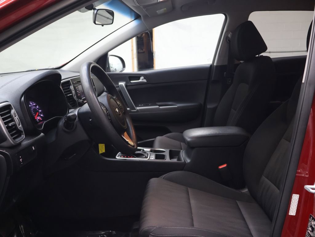 Used 2019 Kia Sportage LX AWD/4WD image 17