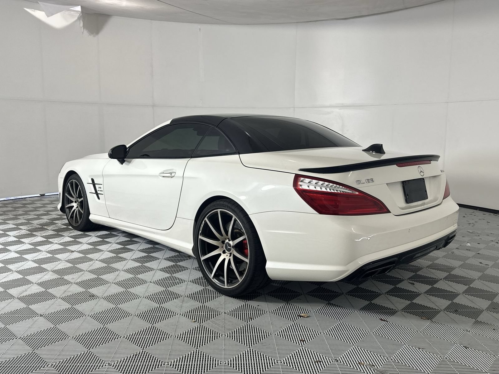 Used 2016 Mercedes-Benz SL 63 AMG image 6