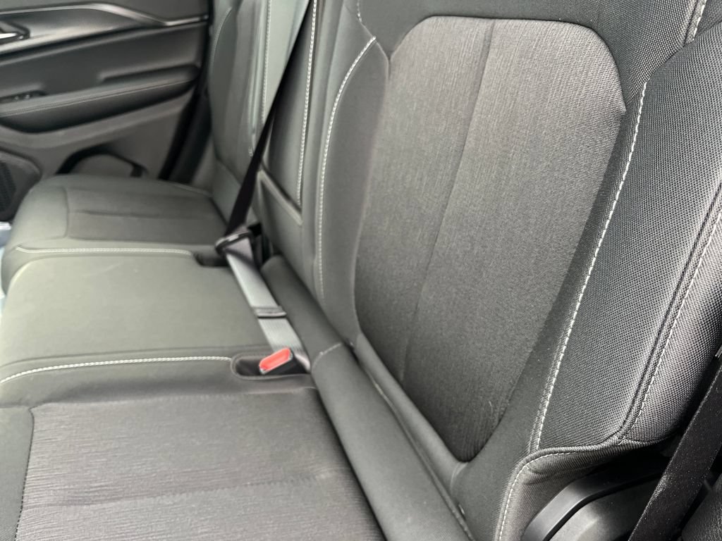 New 2025 Jeep Grand Cherokee Laredo X w/ Luxury Tech Group I AWD/4WD image 23