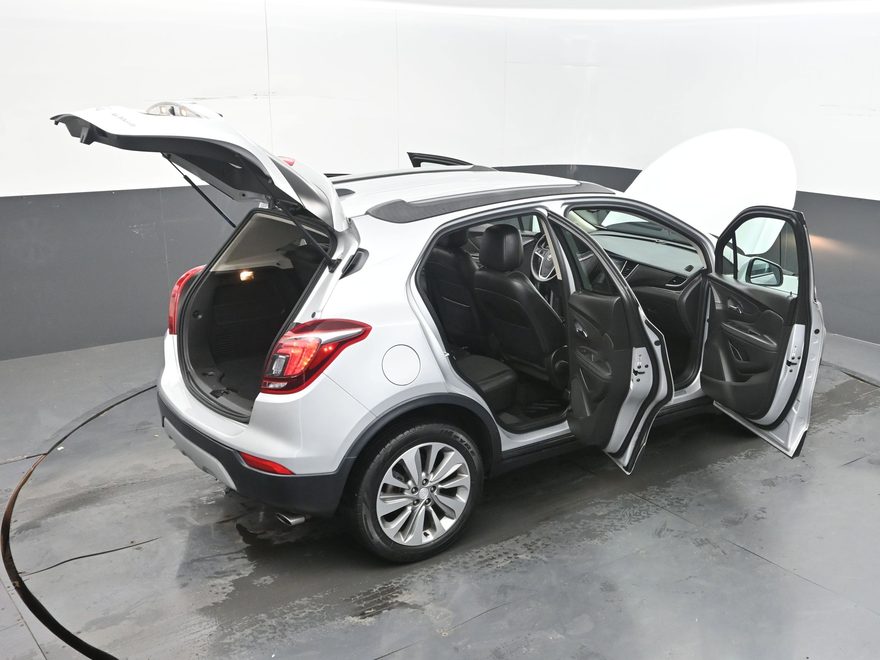 Used 2019 Buick Encore Preferred w/ Safety Package FWD image 40