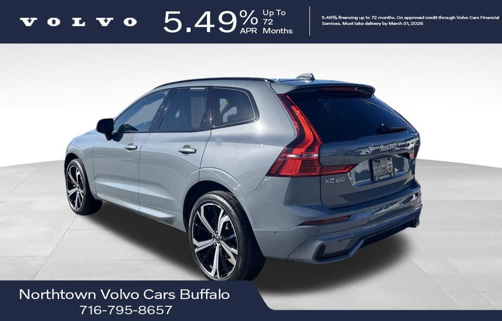 Certified 2024 Volvo XC60 B5 Ultimate w/ Climate Package image 3