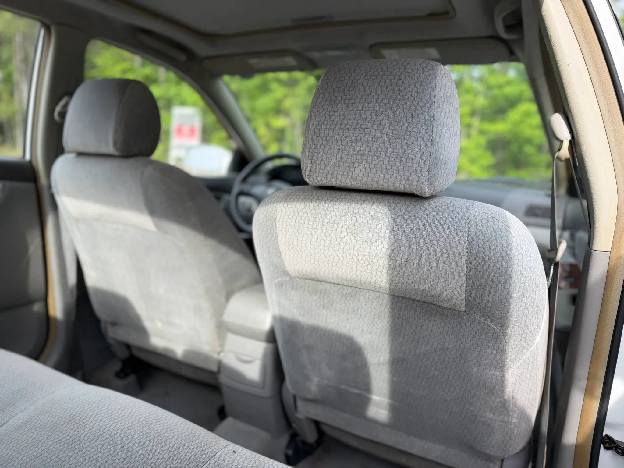 Used 2004 Toyota Corolla S FWD image 17