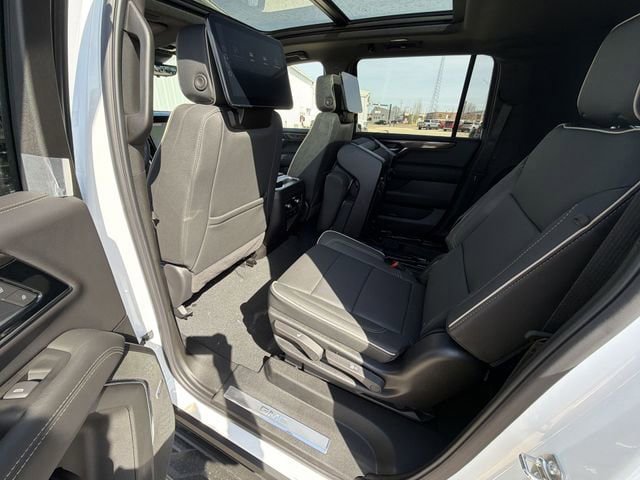 New 2026 GMC Yukon XL Elevation w/ Elevation Premium Package AWD/4WD image 24