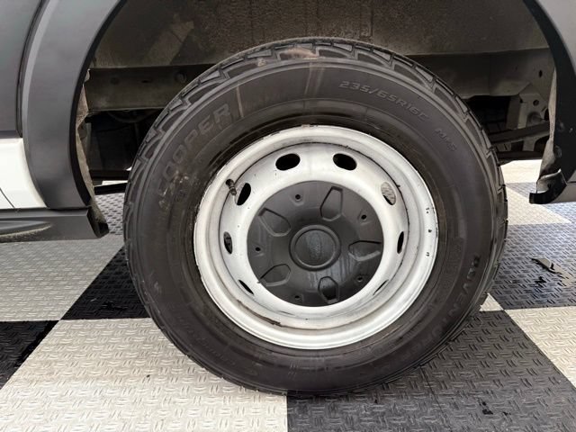 Used 2021 Ford Transit 150 Low Roof RWD image 10