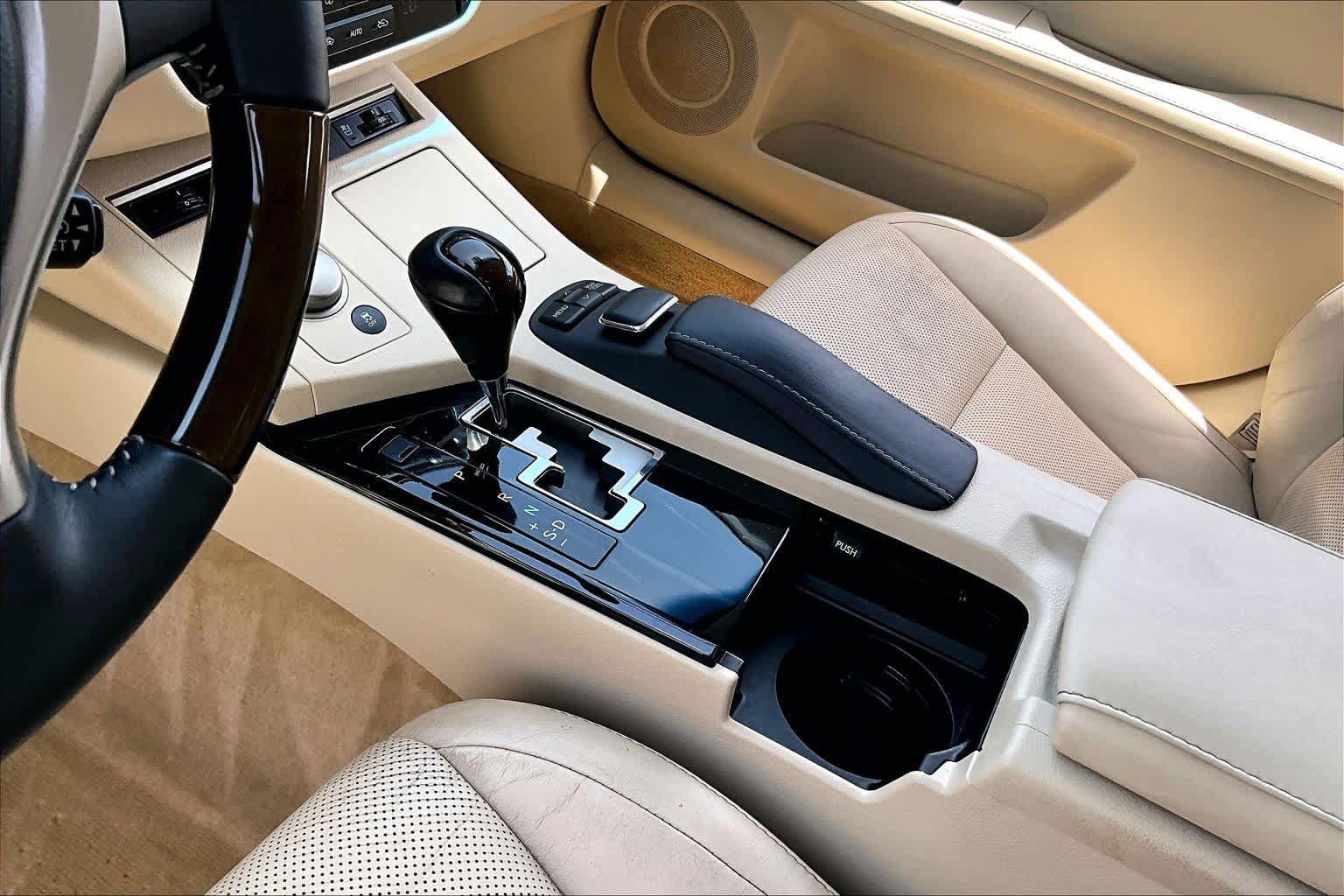 Used 2014 Lexus ES 350 w/ Luxury Package FWD image 14