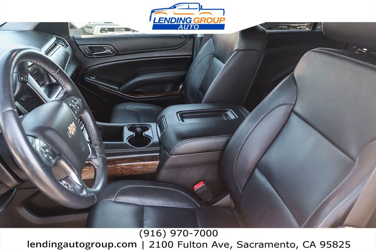 Used 2016 Chevrolet Suburban LT image 16