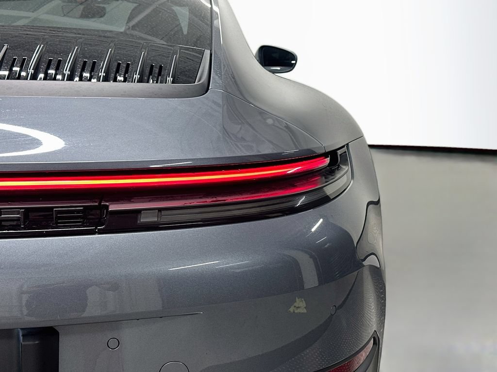 Certified 2025 Porsche 911 Carrera T RWD image 32