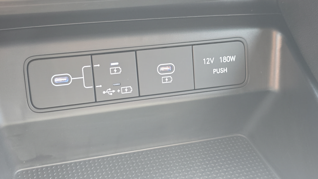 Certified 2025 Hyundai Tucson SE FWD image 28