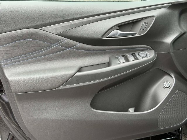 New 2026 Buick Envista Sport Touring w/ Convenience I Package FWD image 18