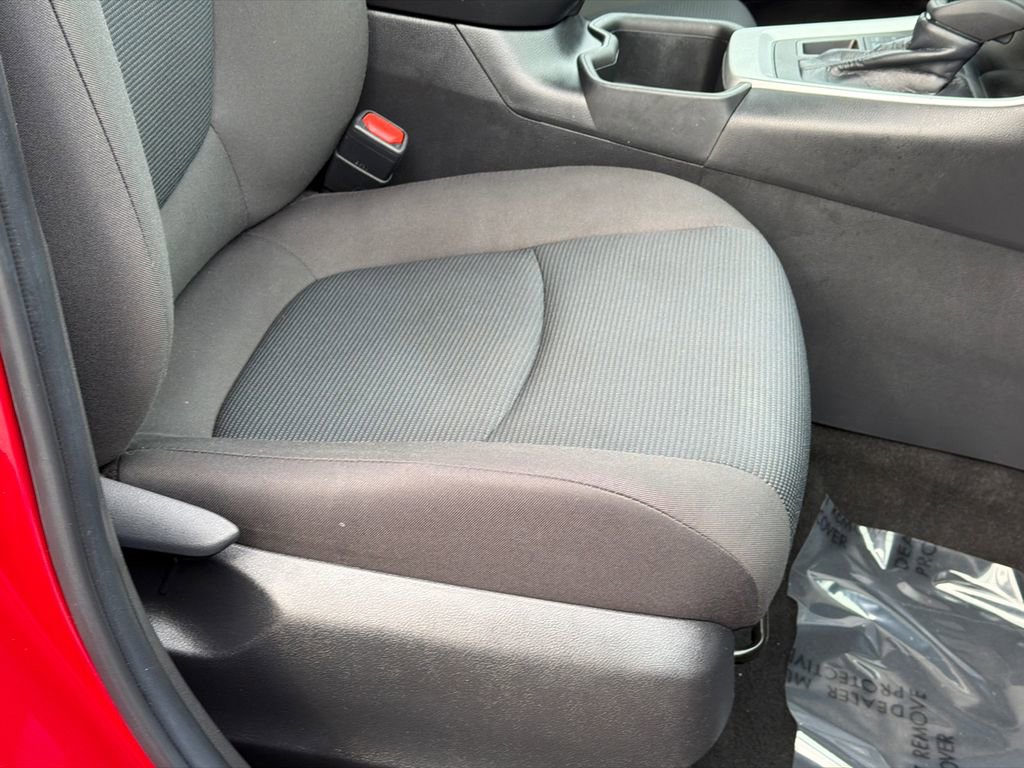 Used 2023 Toyota RAV4 LE image 12