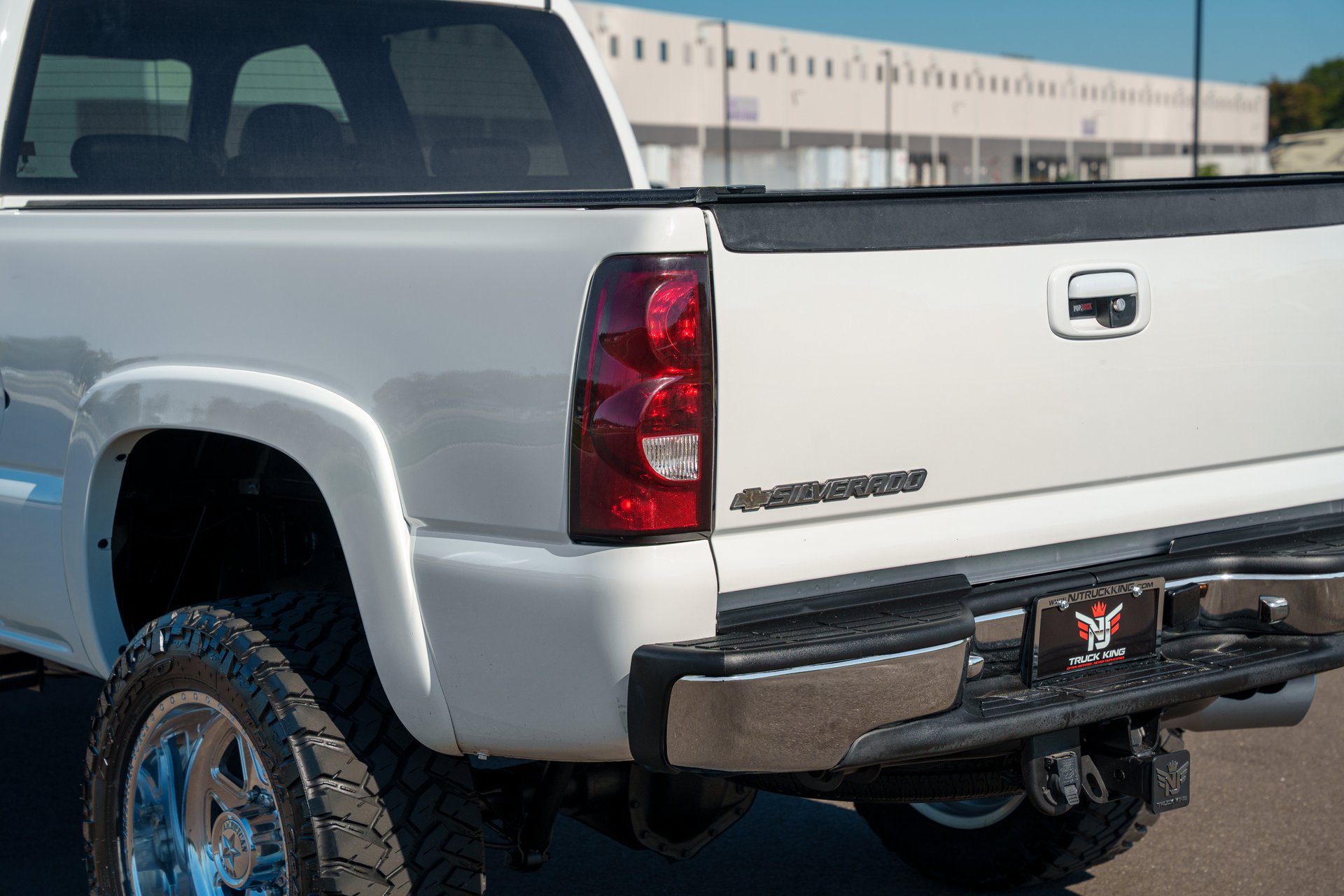 Used 2007 Chevrolet Silverado 2500 LT w/ Heavy-Duty Power Package AWD/4WD image 18