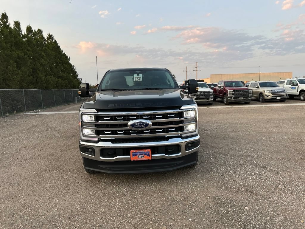 Used 2025 Ford F250 Lariat AWD/4WD image 9