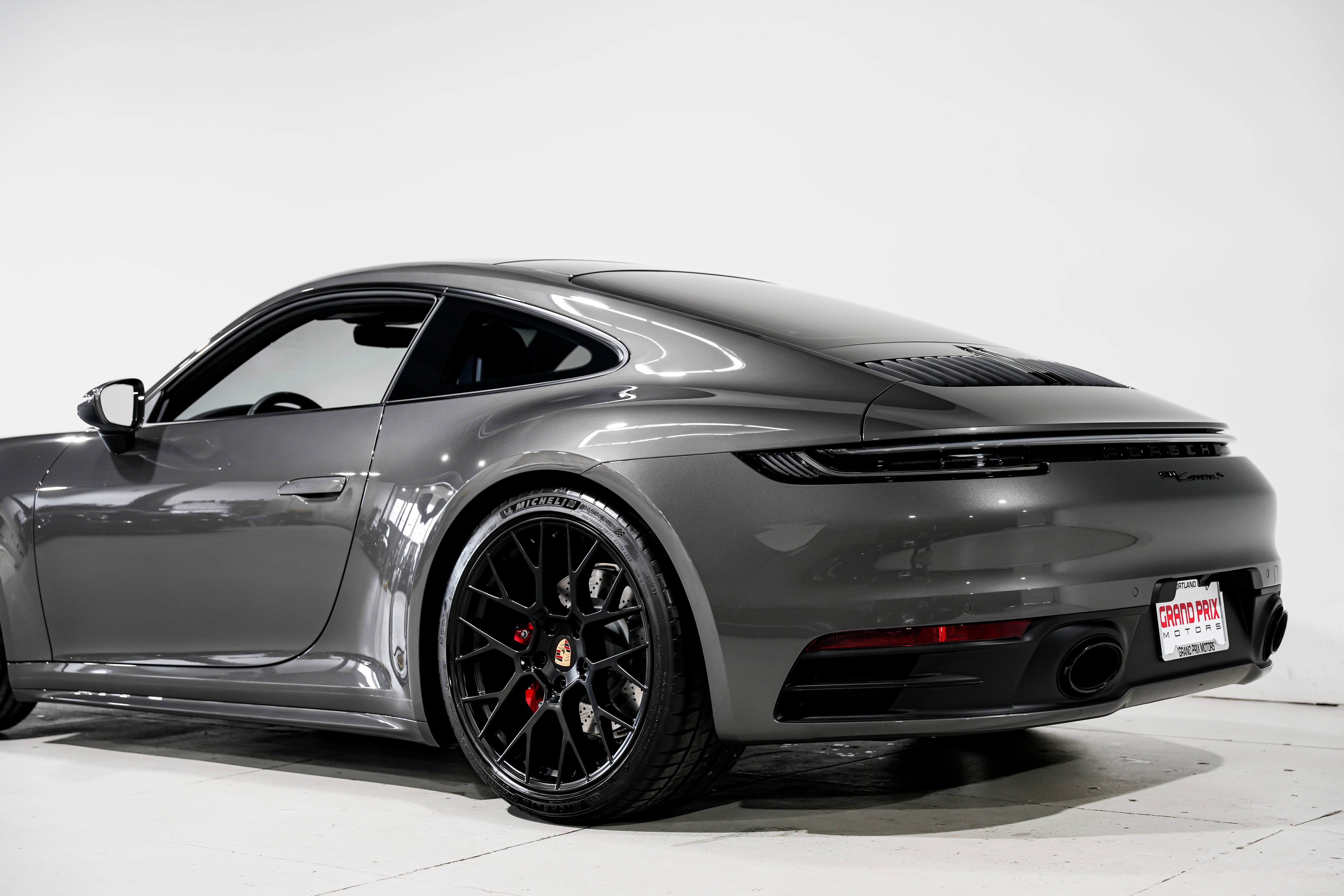 Used 2024 Porsche 911 Carrera S RWD image 37