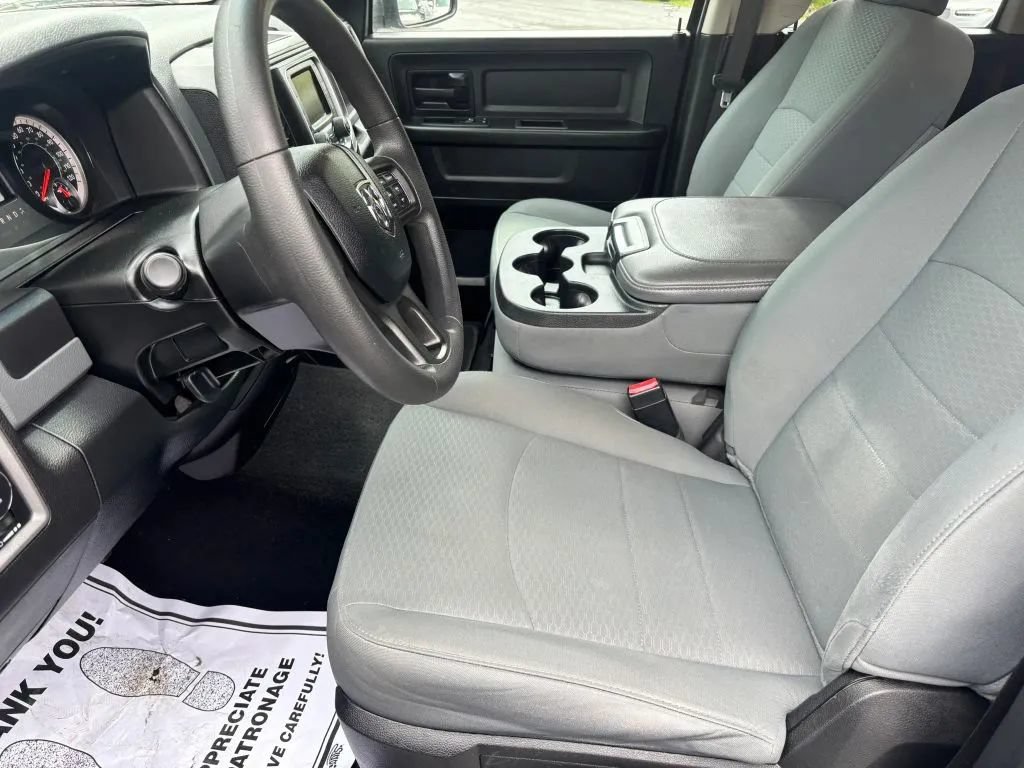 Used 2018 RAM 1500 ST AWD/4WD image 10