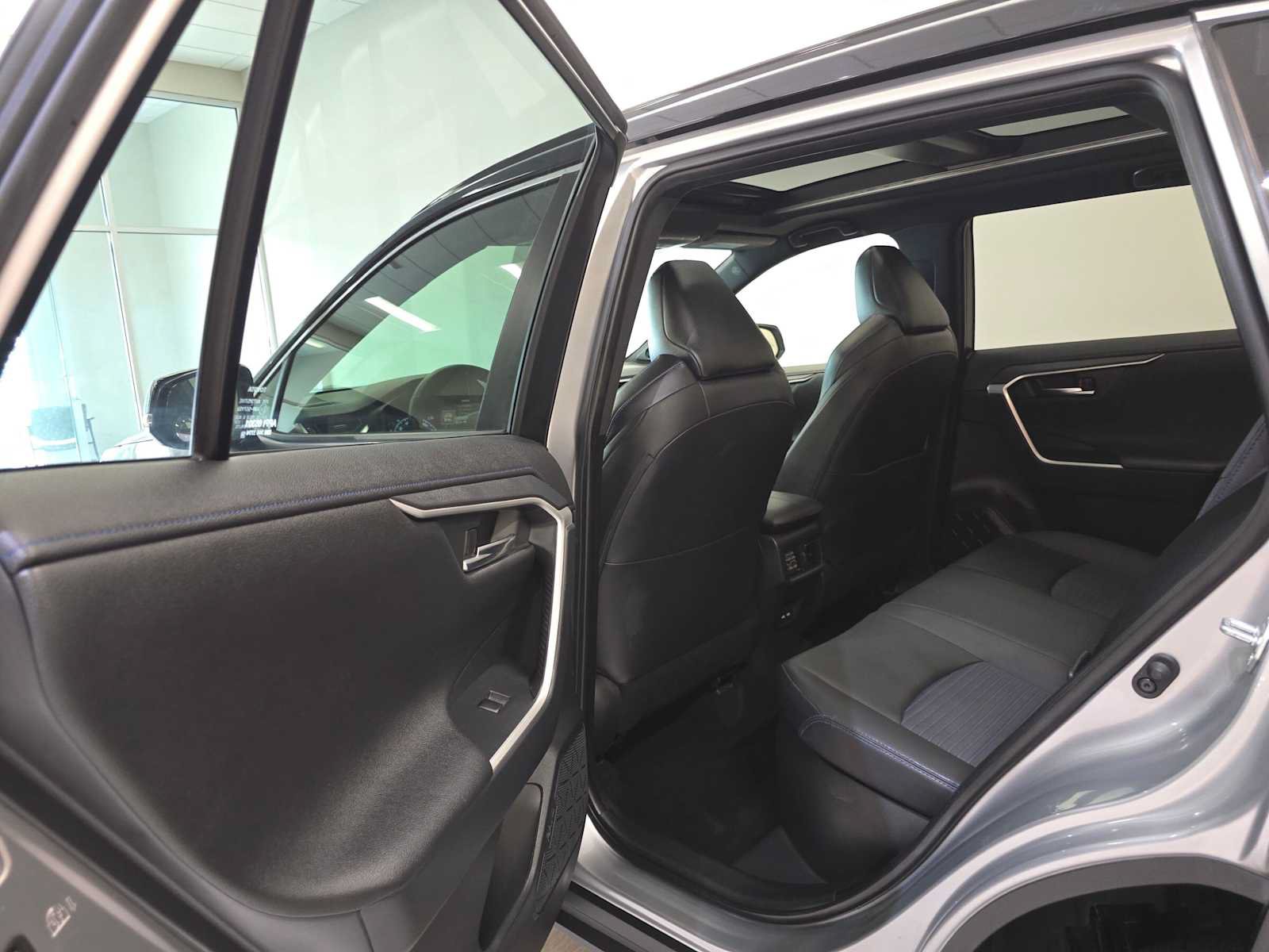 Certified 2021 Toyota RAV4 XSE AWD/4WD image 25