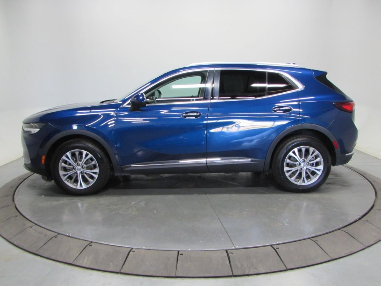 Used 2022 Buick Envision Preferred w/ Safety Package FWD image 4