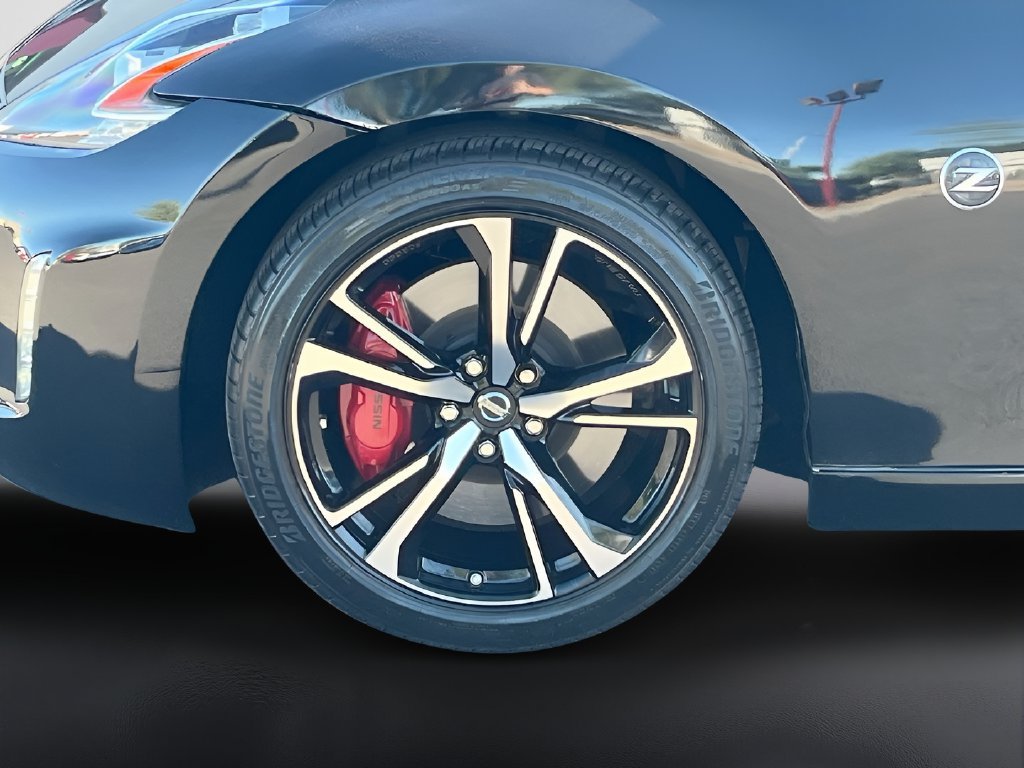 Used 2020 Nissan 370Z Touring Sport RWD image 29
