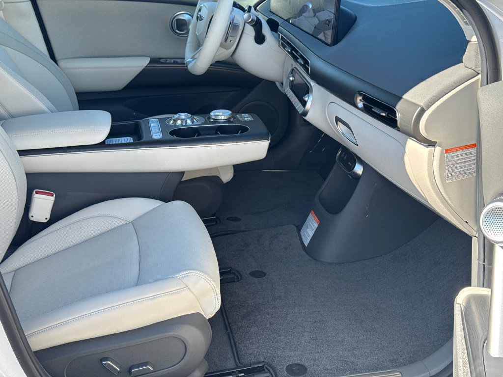 New 2027 Genesis GV60 RWD image 13
