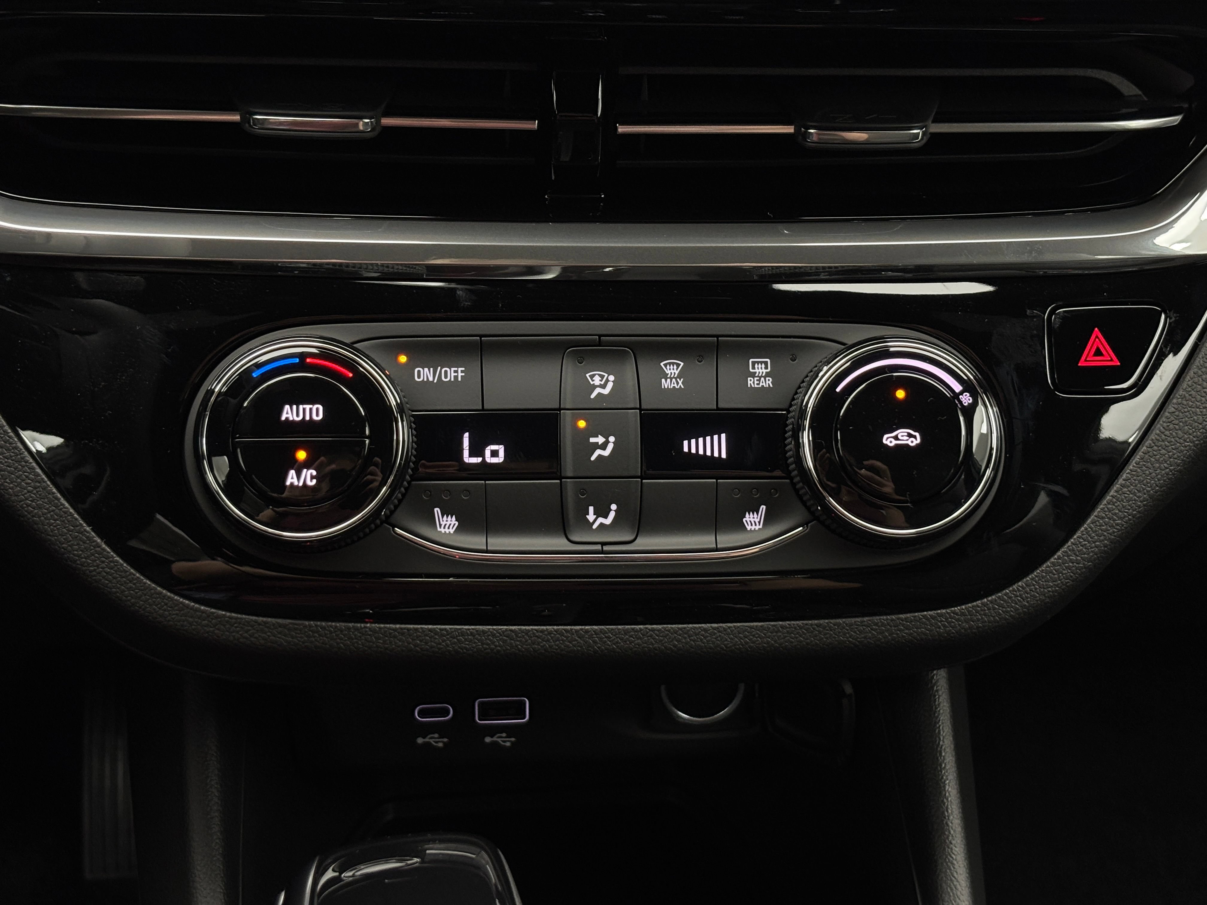 New 2026 Buick Envista Sport Touring w/ Convenience I Package FWD image 24