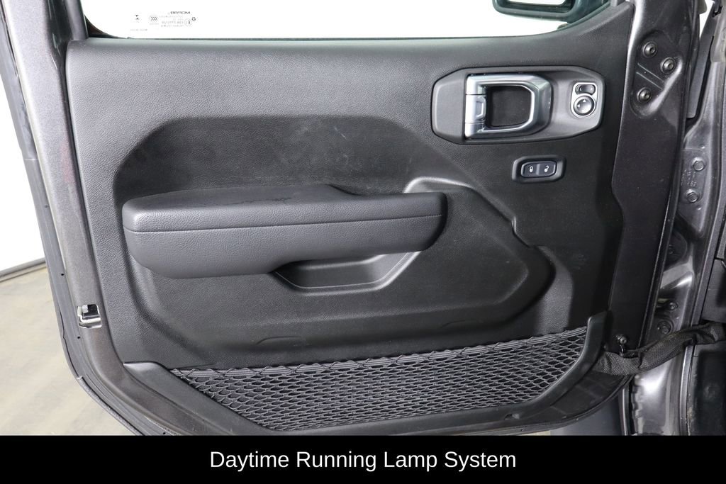 Used 2023 Jeep Gladiator Sport image 20