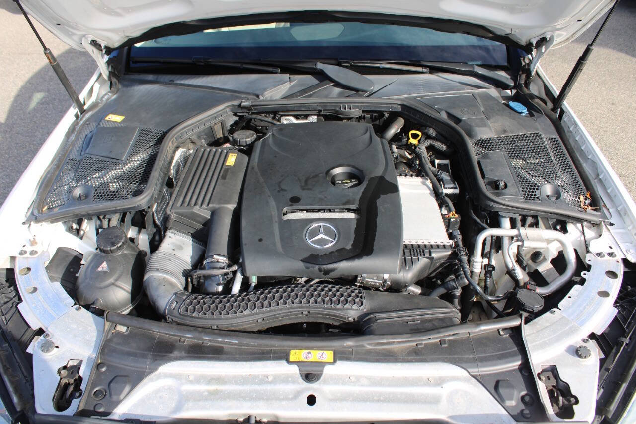 Used 2016 Mercedes-Benz C 300 4MATIC Sedan image 16