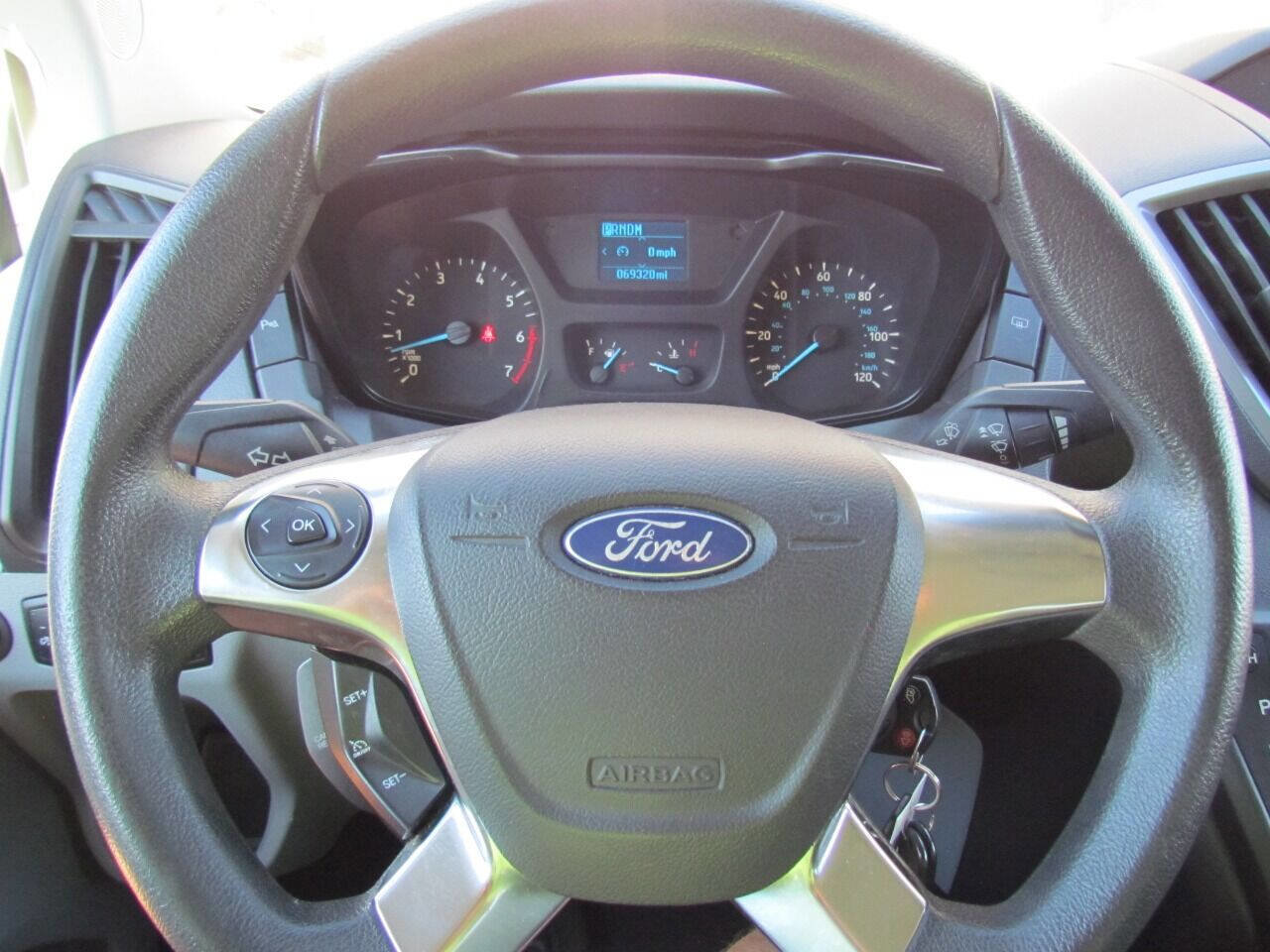 Used 2016 Ford Transit 350 XLT image 19