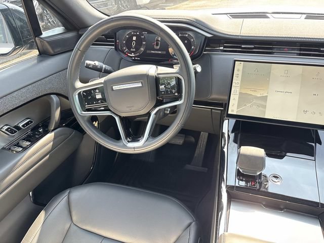 Used 2025 Land Rover Range Rover Sport SE AWD/4WD image 14