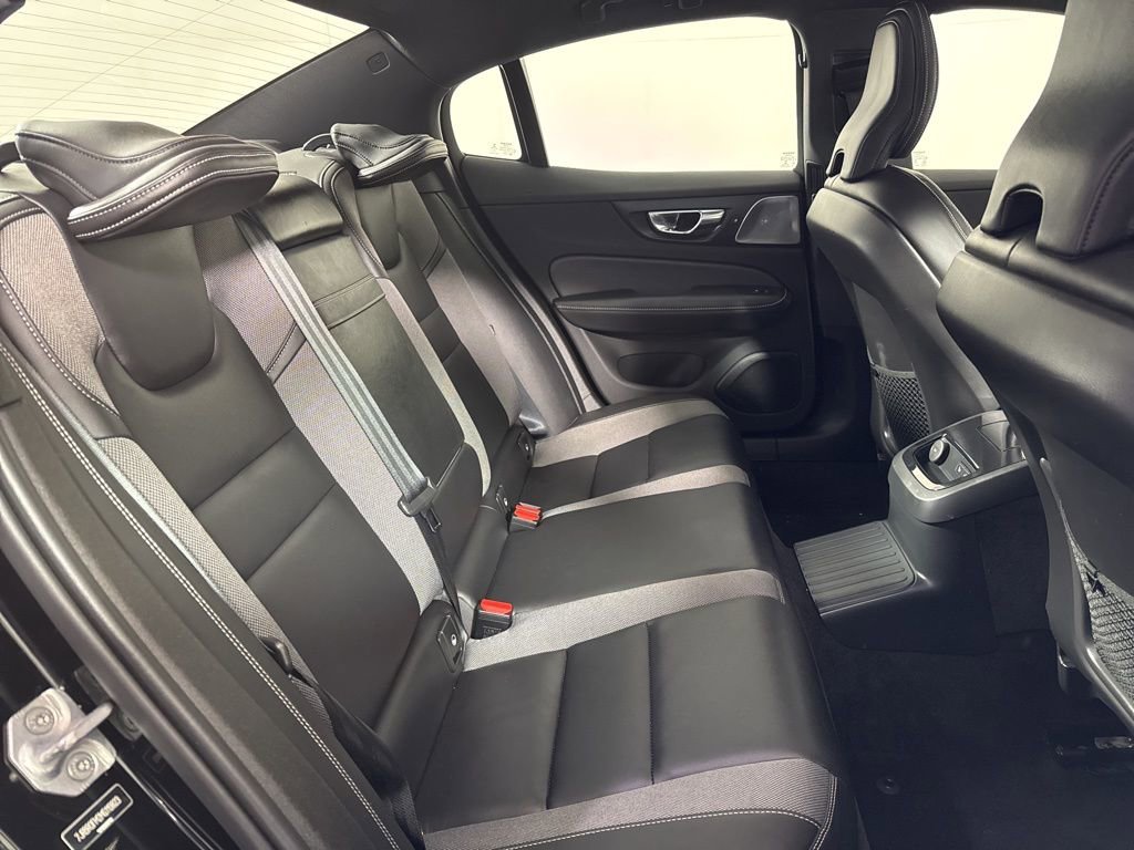 Used 2021 Volvo S60 T8 R-Design AWD/4WD image 16