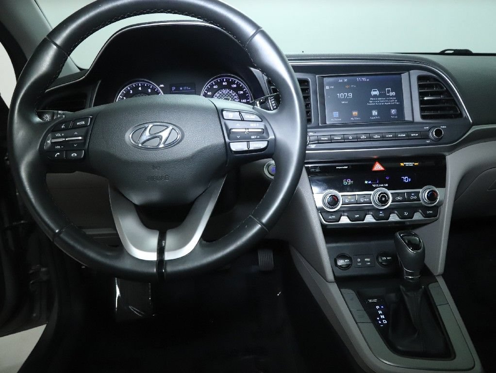 Used 2020 Hyundai Elantra Value Edition w/ Cargo Package (C1) FWD image 29
